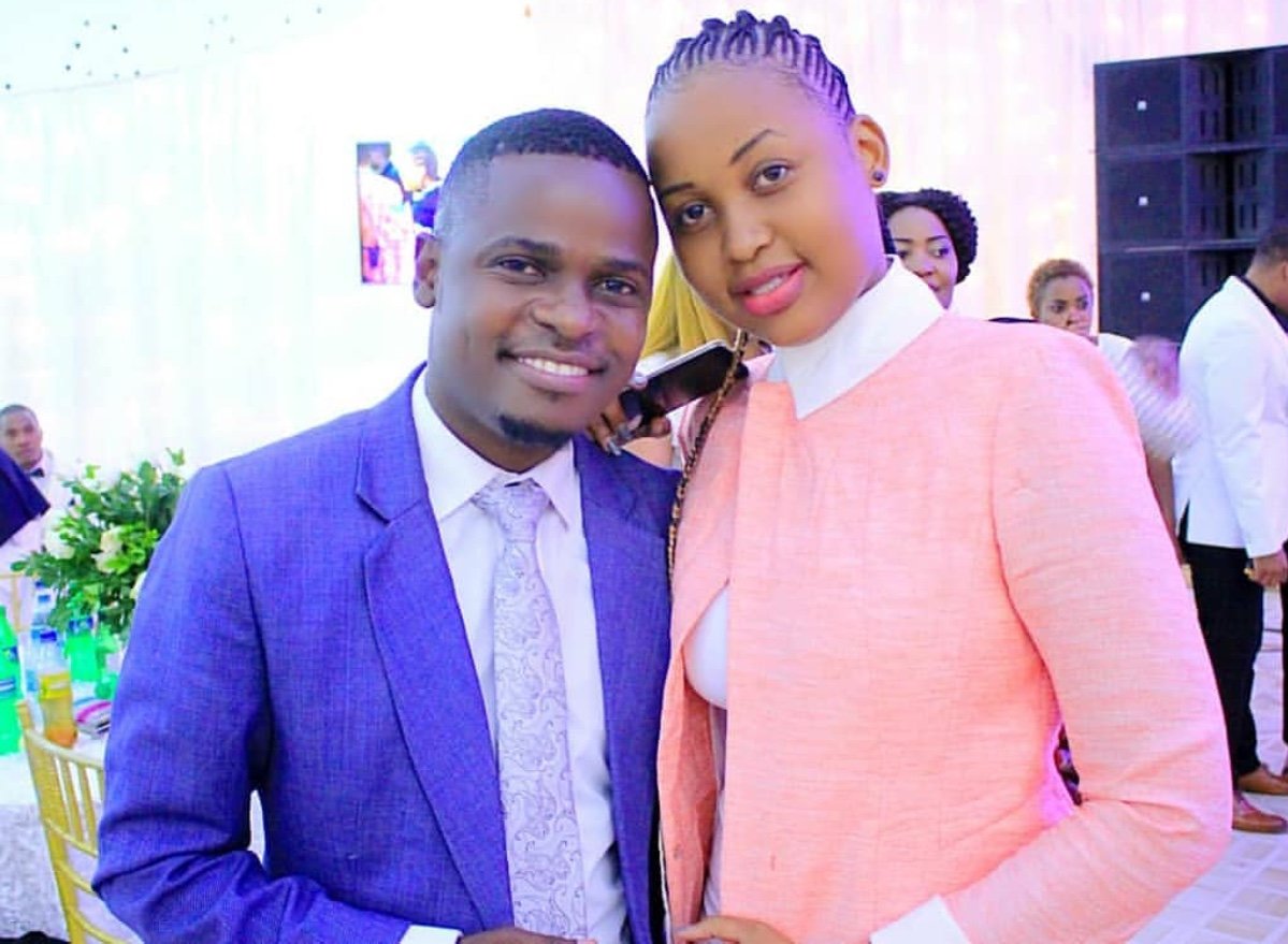 MC Pilipili Amuanika Mpenzi Wake na Kutangaza Naye Ndoa