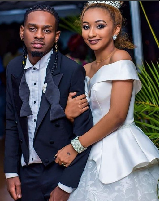Young Dee Aukacha na Uongozi Wake.
