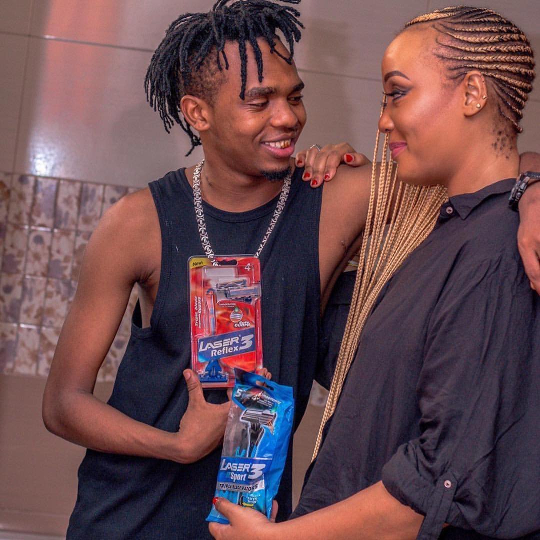 Dogo Janja na Uwoya Wabambwa Chumbani Baada Ya Tetesi Za Kuachana (video)