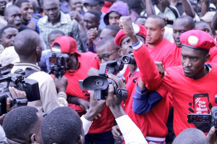 Hon. Kyagulanyi escapes arrest by police after Demonstration on OTT taxes