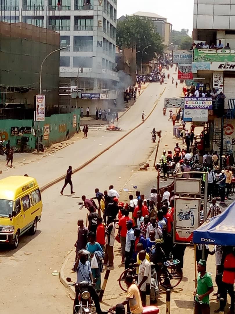 Free Bobi wine protests paralyze Kampala