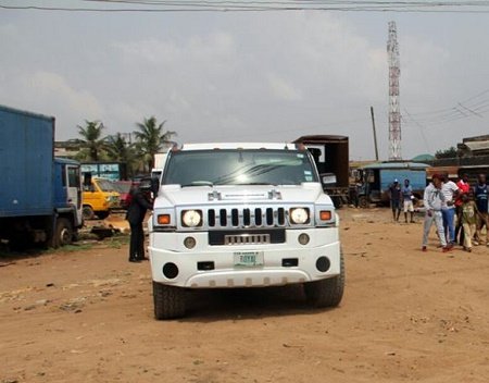 nigerian-pastor-buys-hummer-limousine