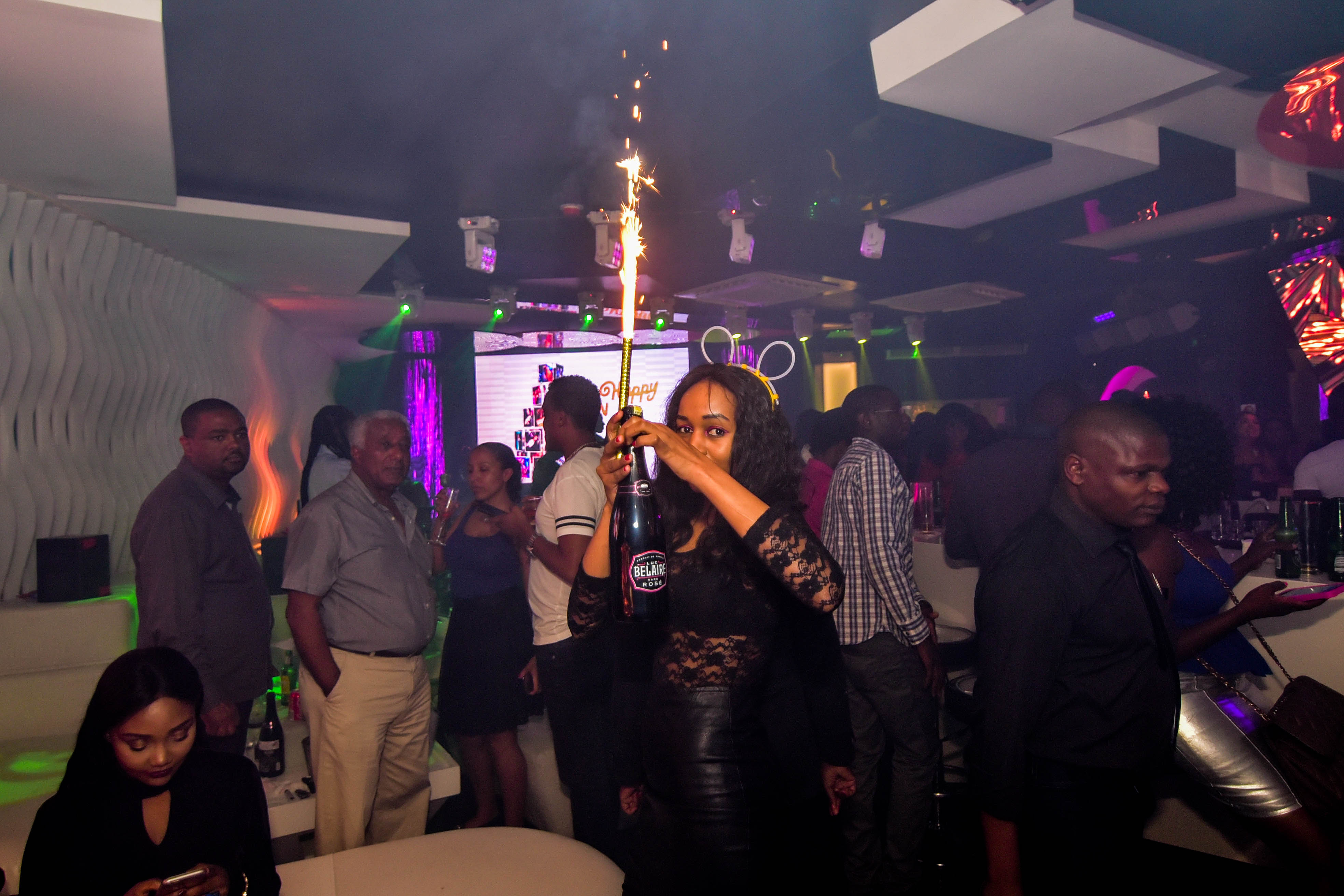b-club-belaire-221-of-230