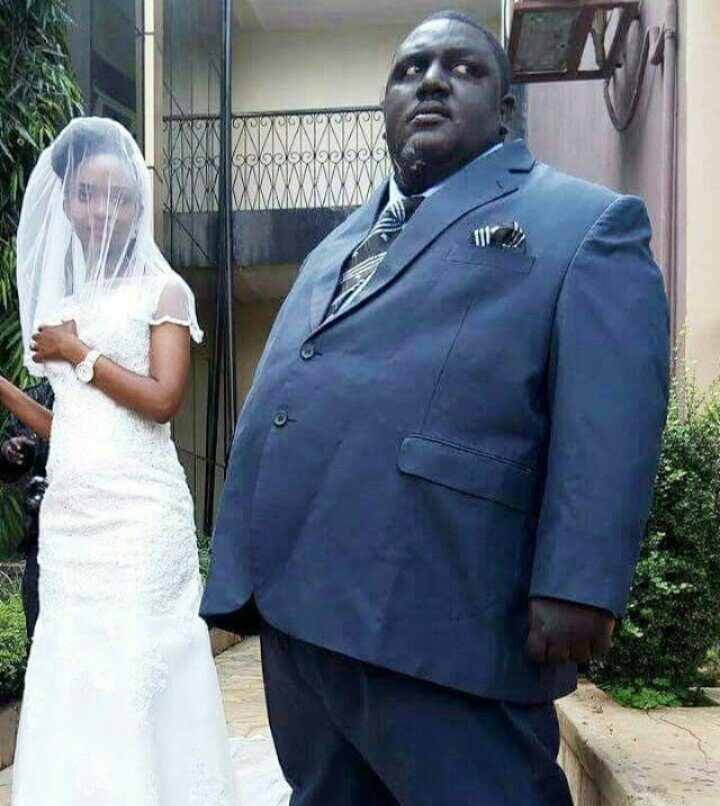 Endelea tu kuchagua: Lady shocks many as she proudly parades her ‘big’ husband