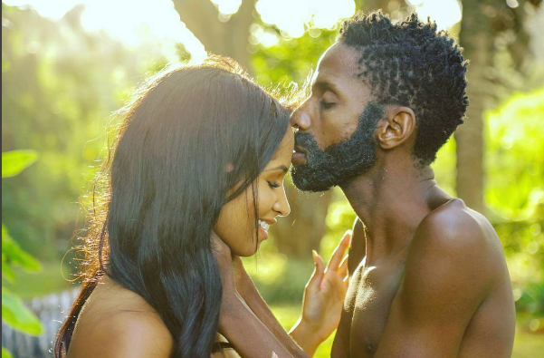 Eric Omondi goes N*de yet again but this time alongside his hot girlfriend Chantel