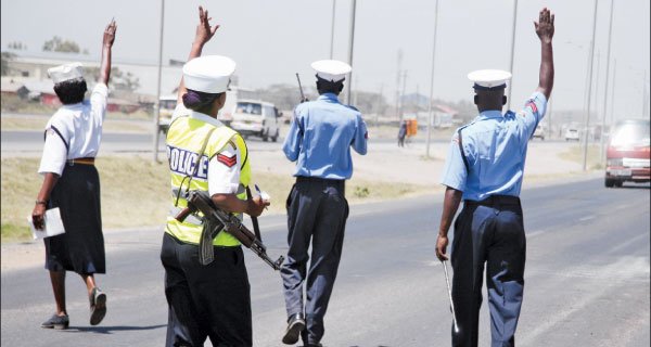 A photo of a Police man kissing a female matatu driver causes a stir online