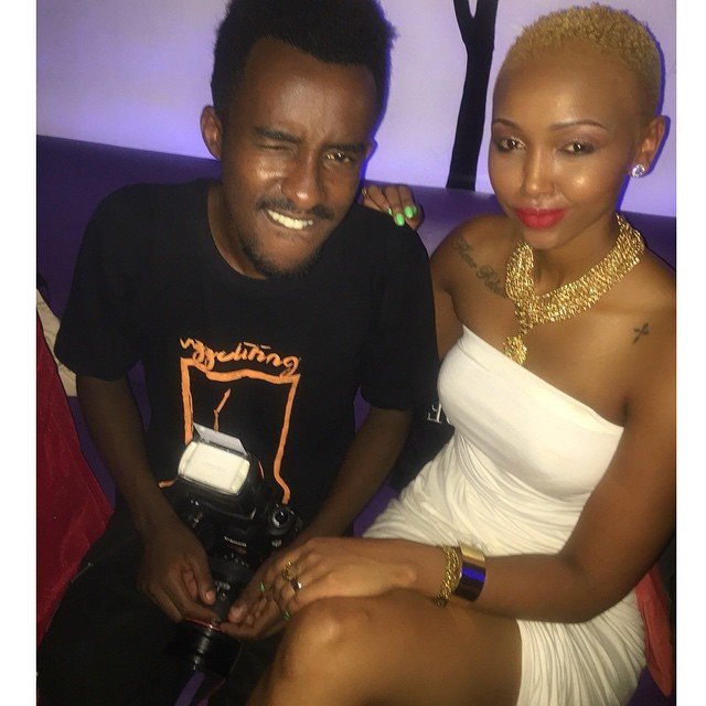 Popular photographer embarrasses the broke local celebrity borrowing him 1k