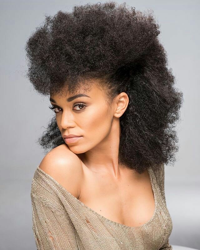 Pearl Thusi invites fans to movie set