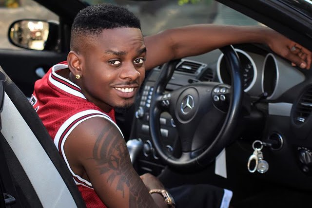 Young Dee afunguka kuhusu uhusiano wake na mama ya mtoto wao