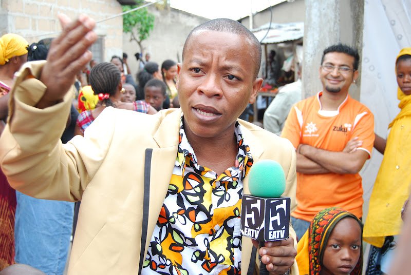 Mchekeshaji Steve Nyerere awekwa motoni kutokana na sakata ya kimapenzi ya Wema Sepetu na Freeman Mbowe
