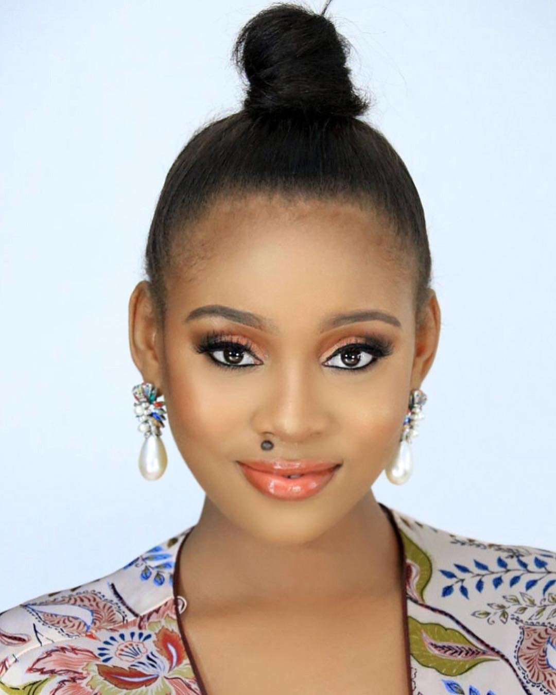 Jokate Ahaidi Kuwashika Mkono Wanawake