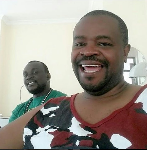 Tin White  Awaponda JB na Wema Sepetu.