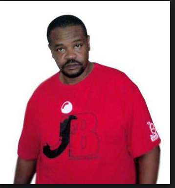 Bongo Movies Tunapesa Msituchukulie Poa:-JB