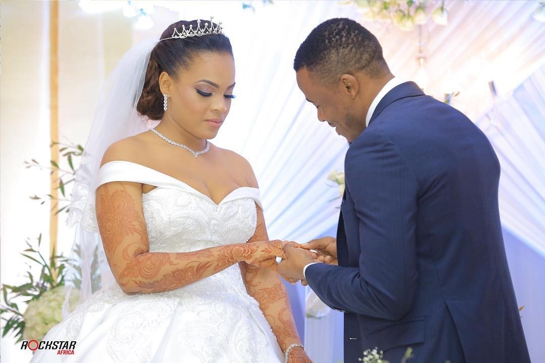 Ali Kiba- Nilivyokutana Tu na Amina Nilijua Nataka Kumuoa