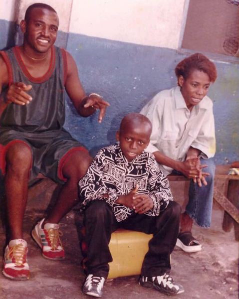 Diamond Atapata Tabu Sana :- Baba Diamond