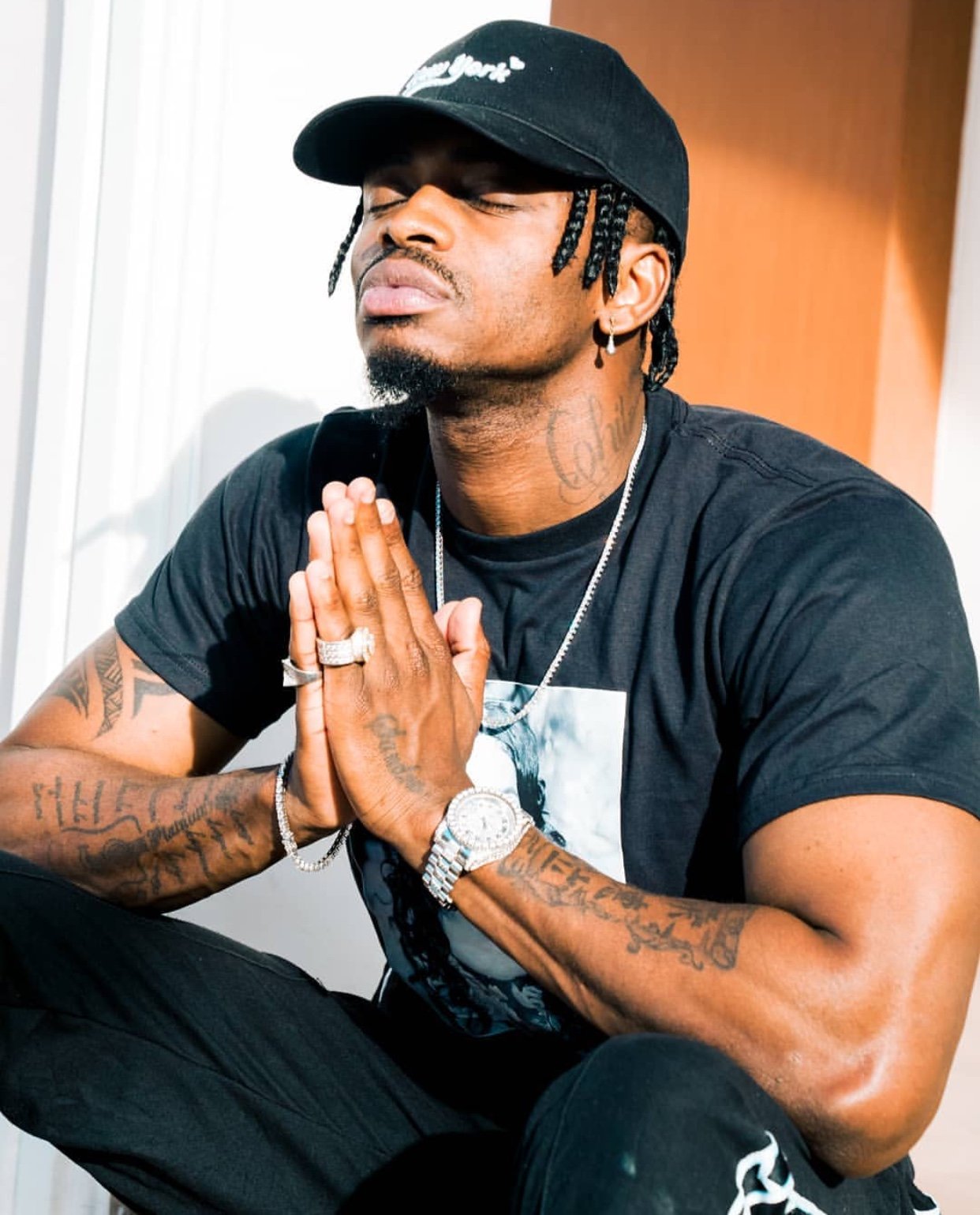 “Wasanii Kuweni na Misimamo na Hata Mnapotakiwa Tajeni Dau Manalolitaka”-Diamond Platnumz