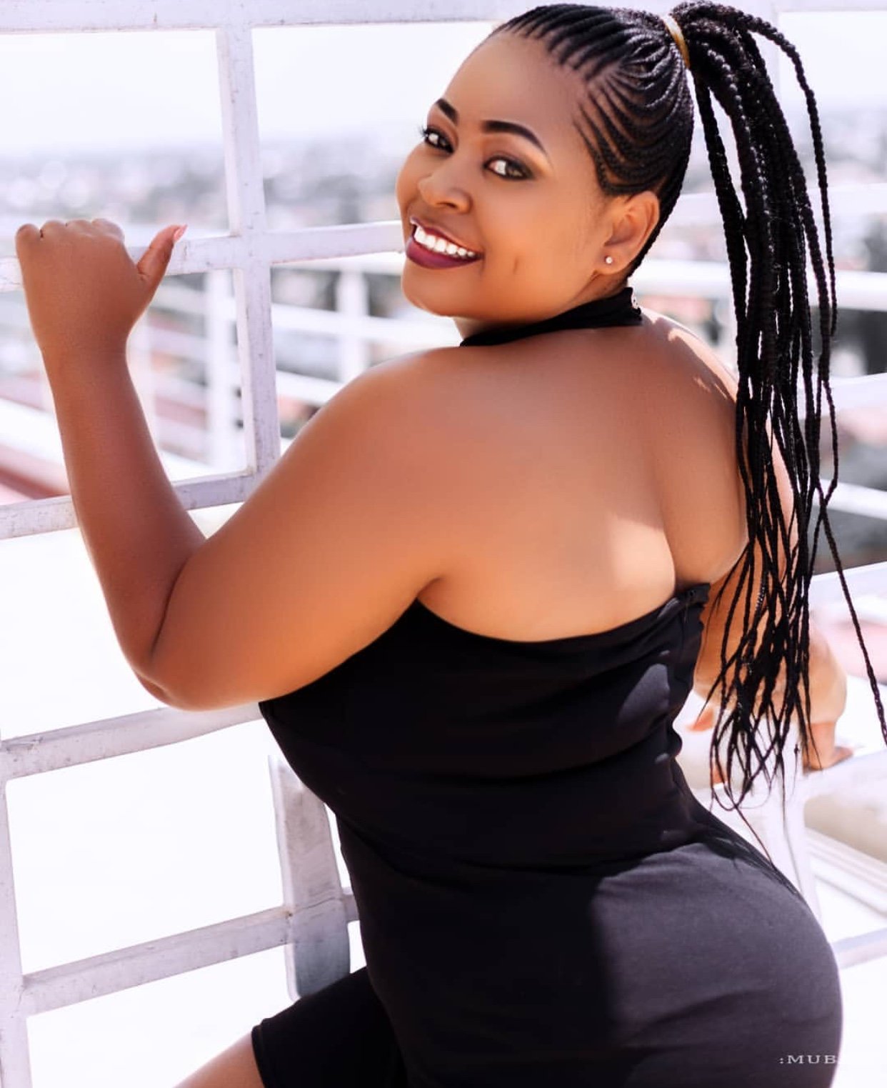 Nisha Amfanyia MwanayeBonge La Party Nchini China