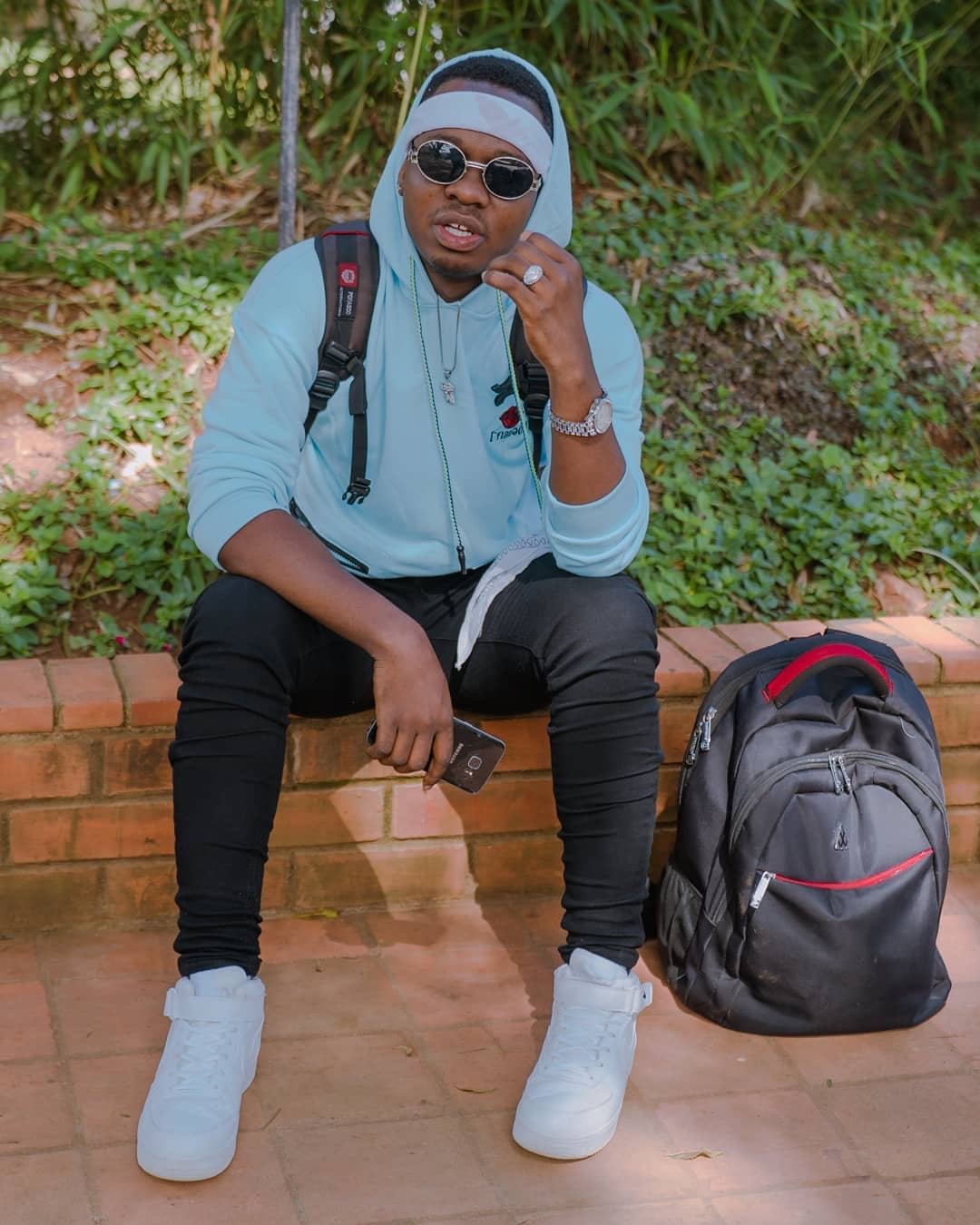 “Mashabiki Zangu Hawahitaji Kumjua Mpenzi Wangu”-Lavalava