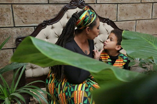 Nazizi Hirji’s 7-year-old shows off his 6 pack in new photo that will leave you shocked