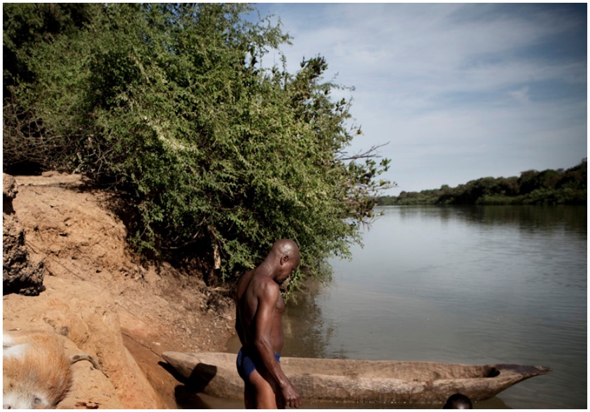 Man spends nights and days on banks of River Nzoia as Luhya traditions forbids him from leaving until friend’s body is found