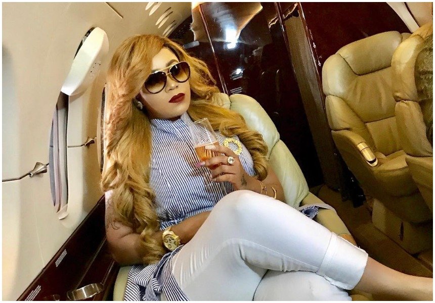 After purchasing a new set of teeth, Vera Sidika buys a shirt worth Ksh 120,000 (Photos)