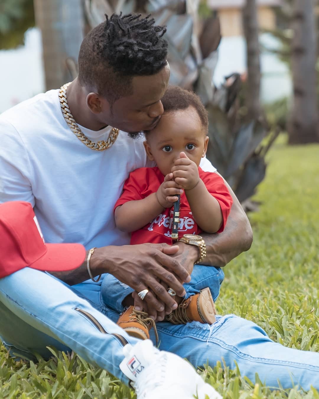 After unfollowing Tiffah and Nillan, Diamond Platnumz continues to shower his last born with love on social media