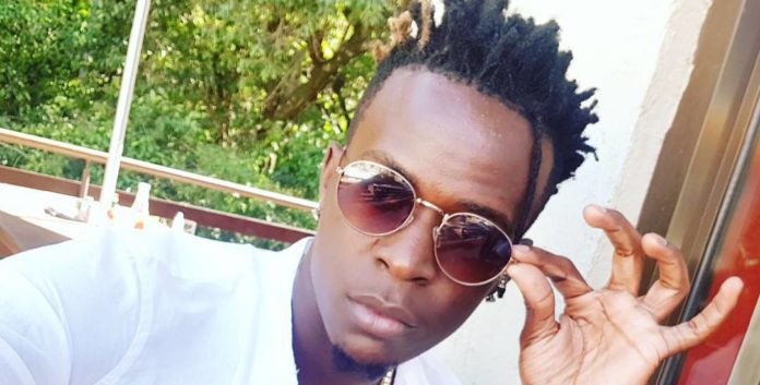 Gross! A rowdy Willy Paul caught on camera threatening to pull gun on a man over parking lot space [video]