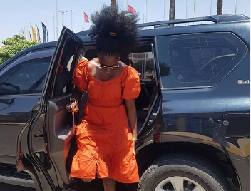 This is how Akothee visited Esther Passaris in hospital(video) 