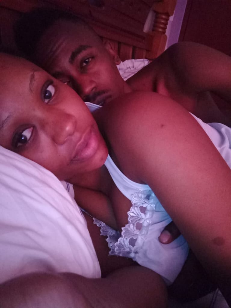 Controversial gospel singer Weezdom weds girlfriend in secret?