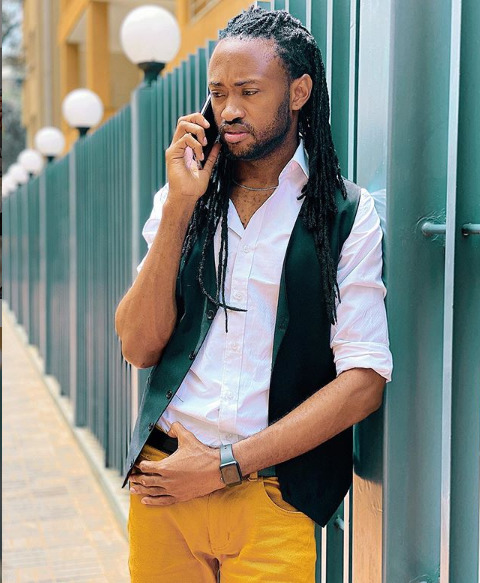 J Blessing shown the door at Churchill Show