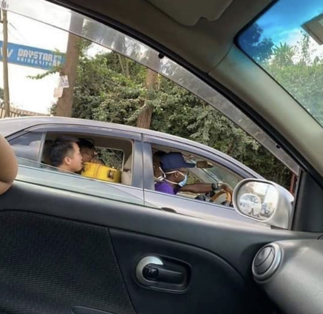 “Stop playing with us!” Kenyans react after government announces passengers arriving from Guangzhou to Nairobi to self-quarantine