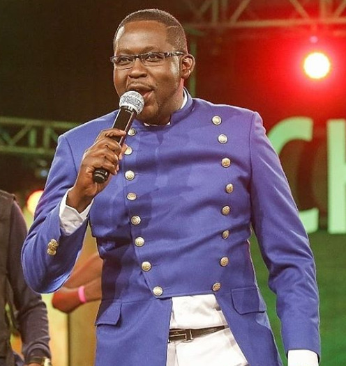 My date spent all my money on food, forcing me to walk back home – Churchill painfully recounts