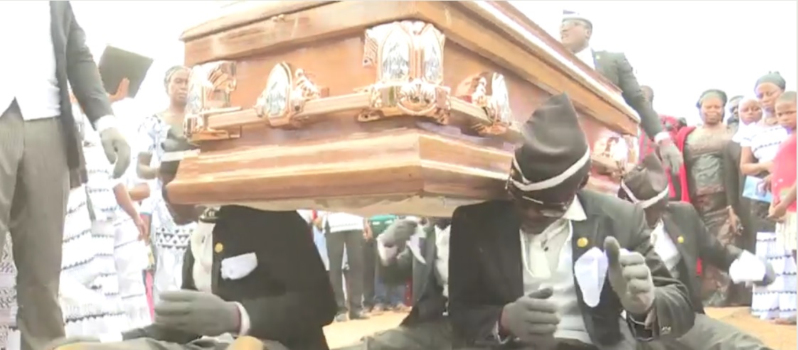 Woman found alive at her own funeral dies 1 week later