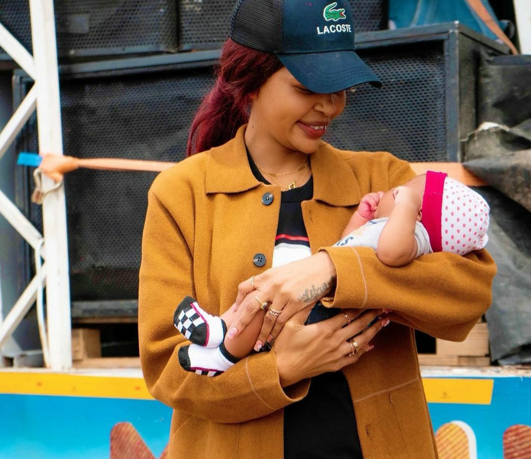 Fighting barreness: Wema Sepetu’s Emotional Plea for a Child Moves Pastor Ezekiel to Pray for Her Desire