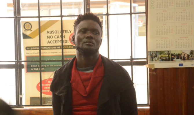 Man who urged Raila to get weapons from Russia causes drama at police cell
