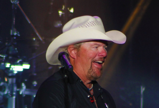 At the age of 62, country music icon Toby Keith passes away from stomach cancer