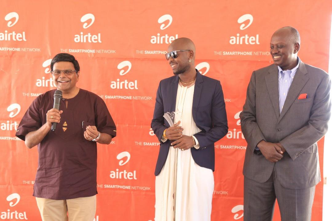 Eddy Kenzo Scoops Award from Airtel Uganda