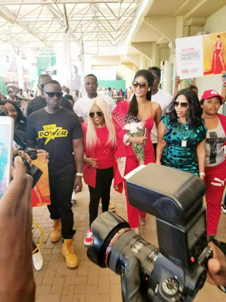 Hamisa Mobetto Lands in Uganda.