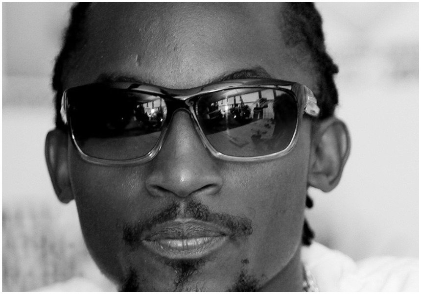 The music industry mourns Moze Radio