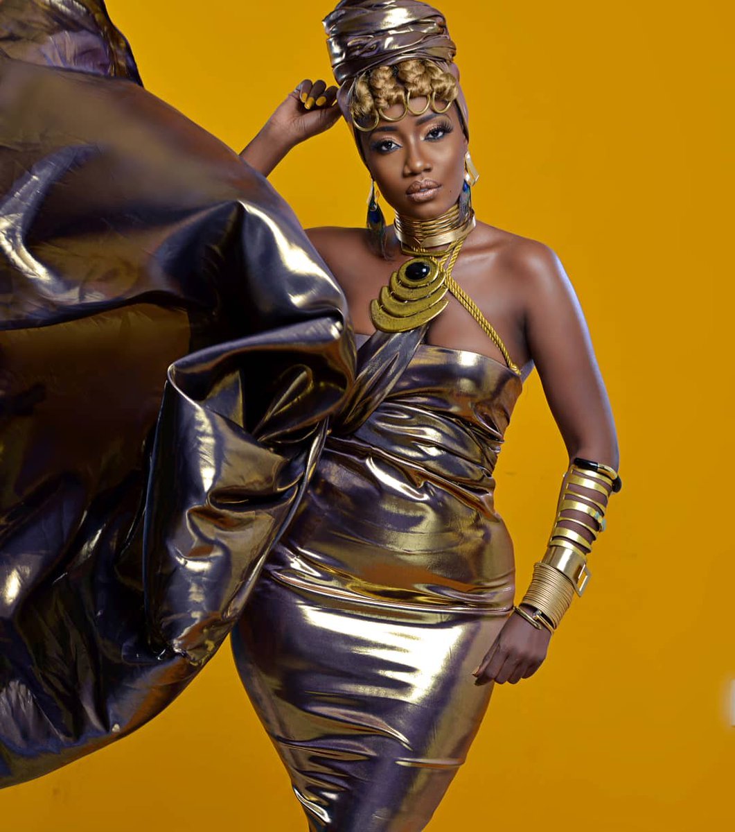 Trending: Lydia Jazmine Birthday Photo shoot