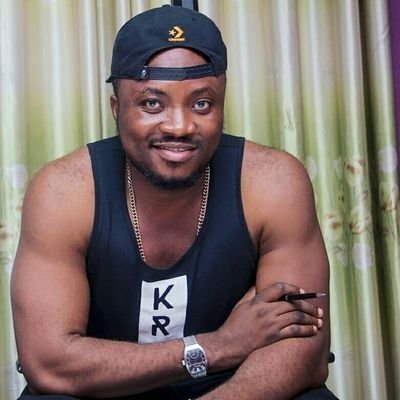 DKB pokes at Funny Face andAfia Schwarzenegger