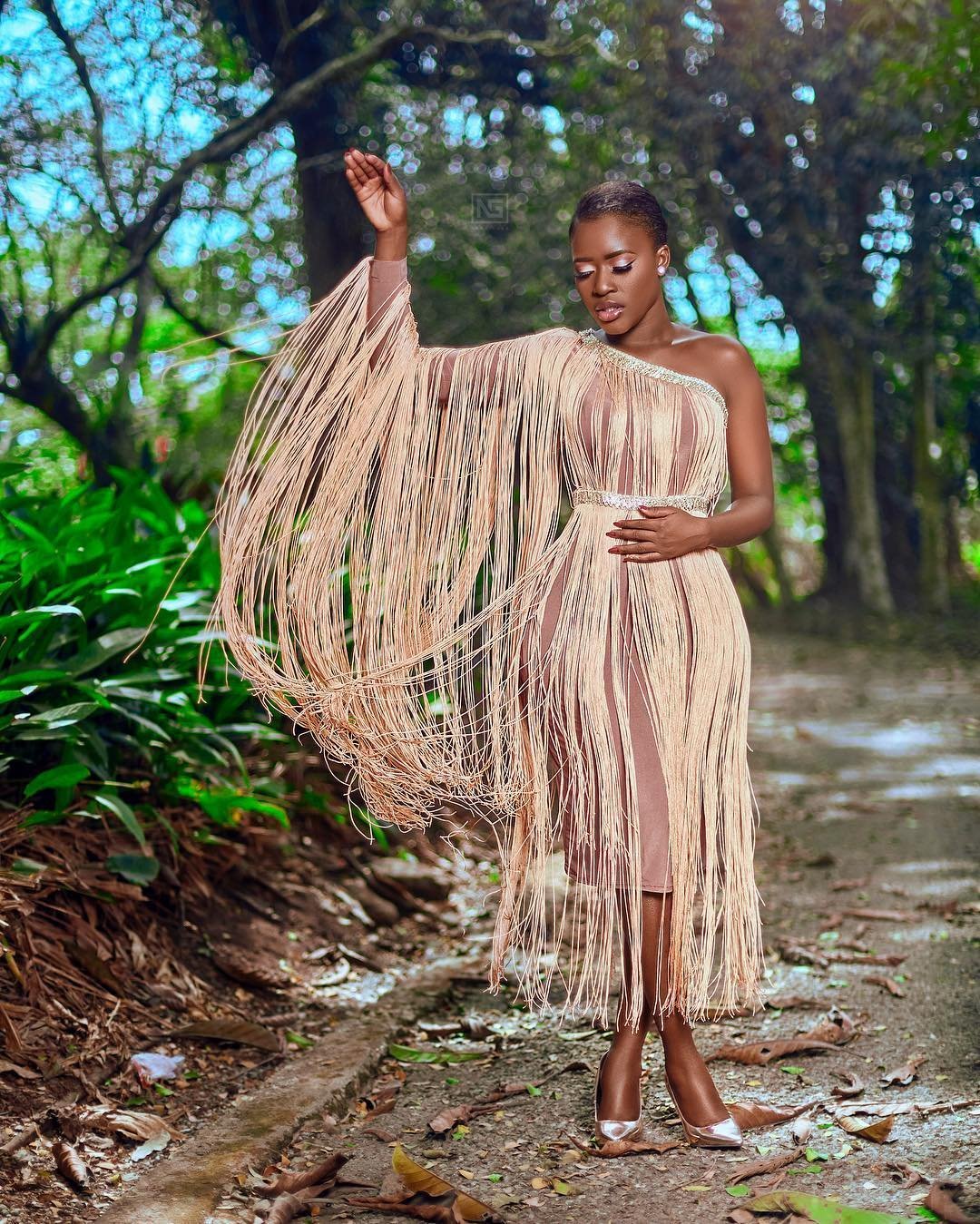 (Photos) Fella Makafui Serves Sexiness In The Wilderness