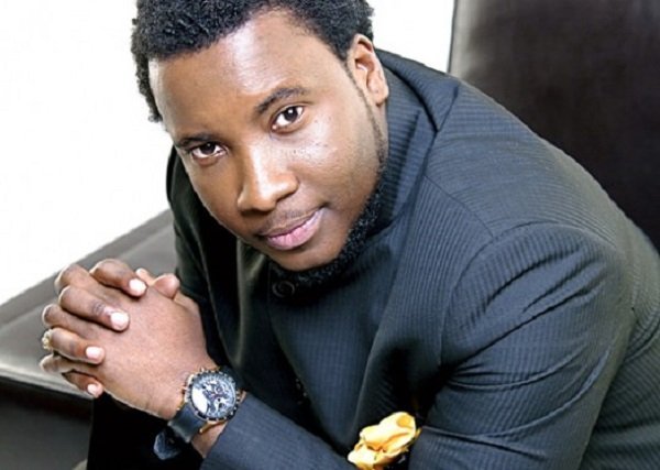 Audio Lyrics: Sonnie Badu Drops New Song ‘I Hail You’ In Gratitude To God