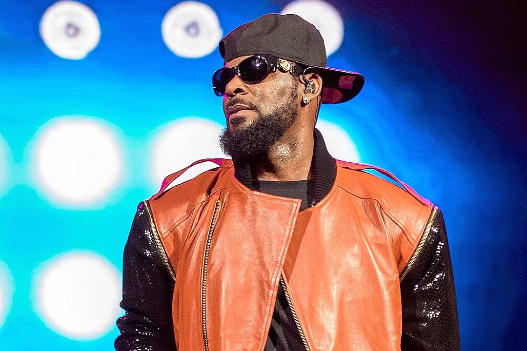 R. Kelly To Visit Ghana