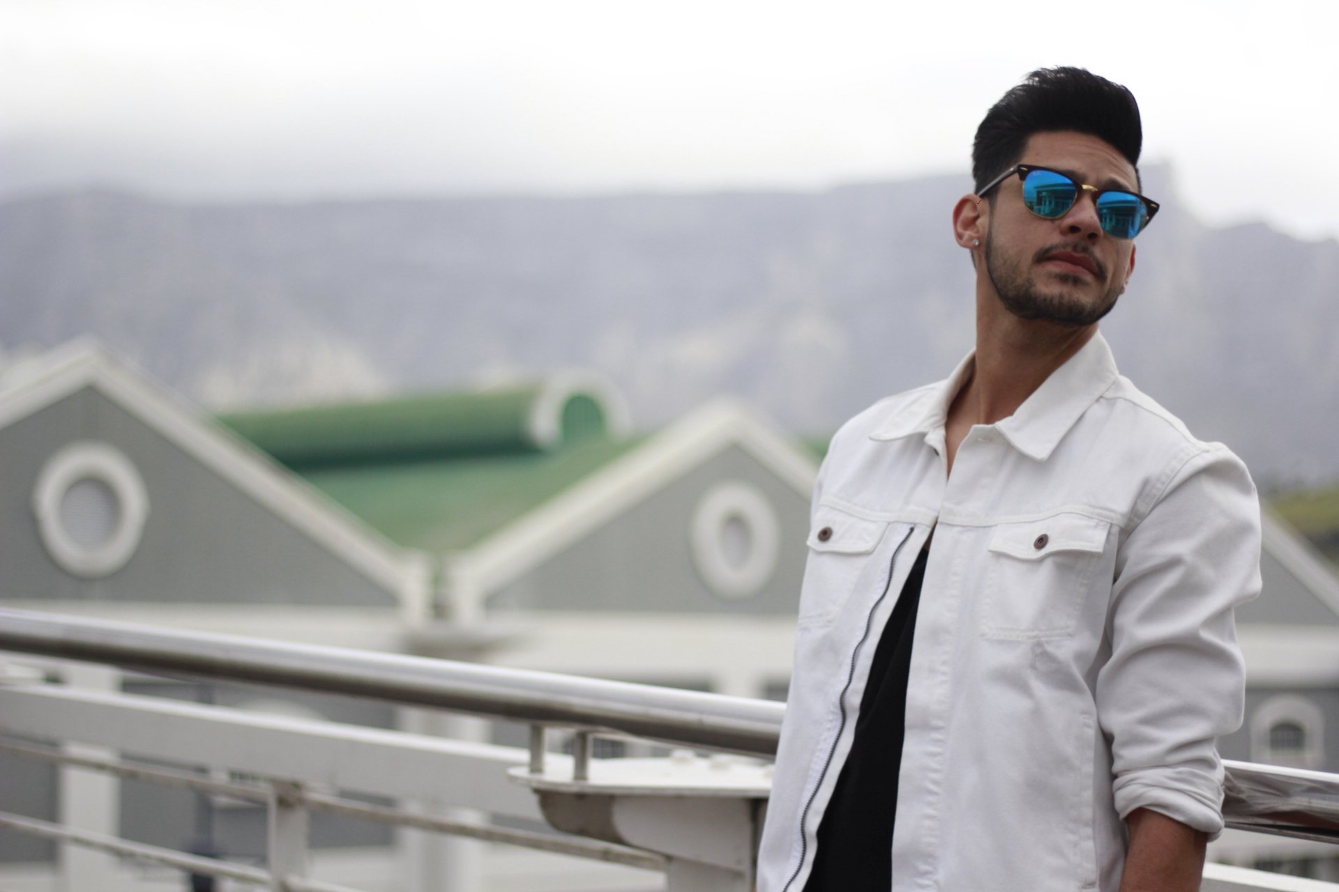 Steve Lee releases his first Solo song (Listen)