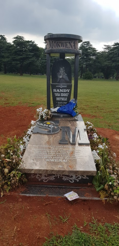 Scandal! Actor Sandy Mokwena’s tombstone cost R100,000