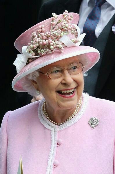 Queen Elizabeth withdraws from public appearance due to ill health