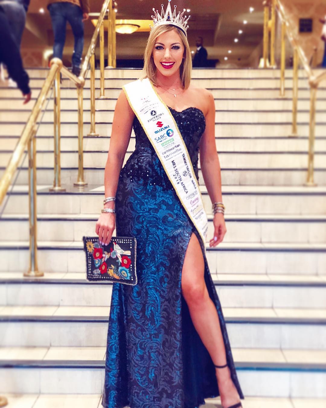 Mrs SA Nicole Capper rushed to hospital from Mount Everest