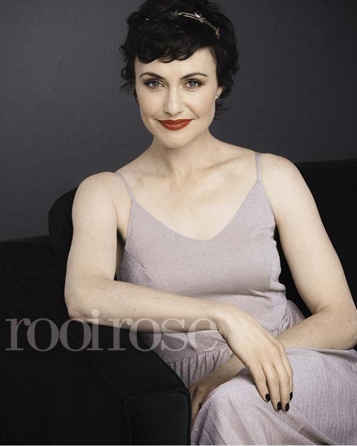 Actress Rolanda Marais graces Afrikaans magazine Rooi Rose