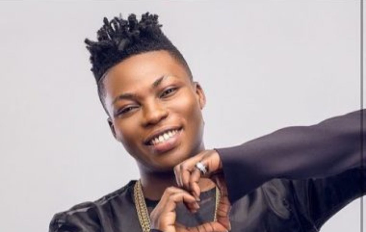 Reekado Banks Throws Shade at Davido over General Elections